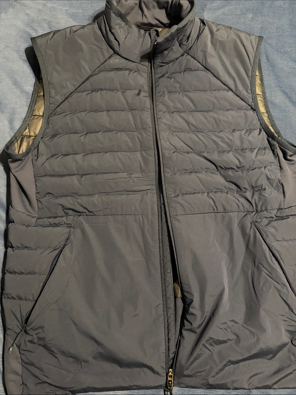 lululemon athletica Men's Quilted Sleeveless Vest - Navy